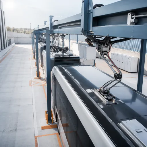 Standard MCS de recharge mégawatt : ce que cette technologie change pour les flottes d'autocars